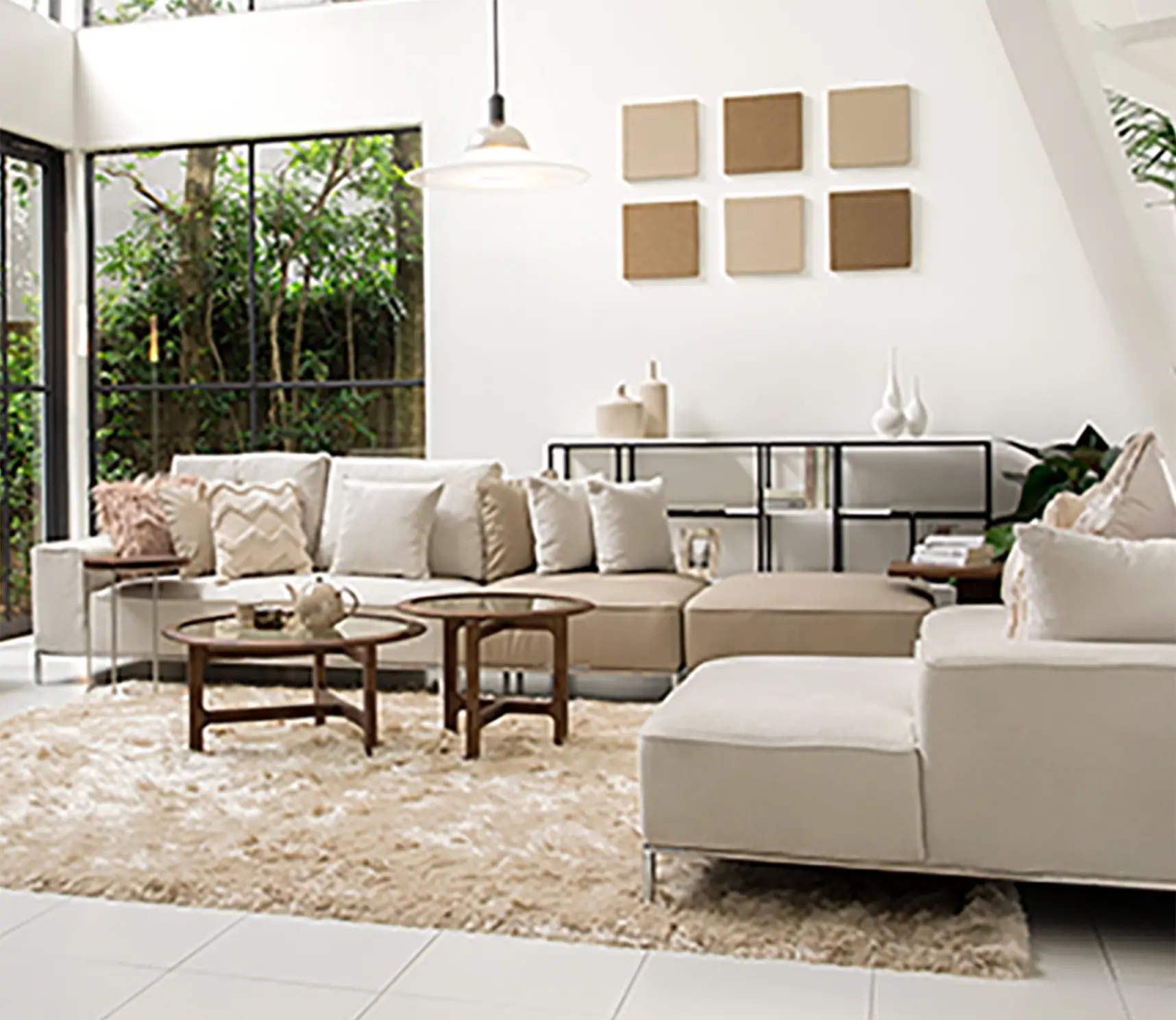 同系色グラデーションで全体に調和を