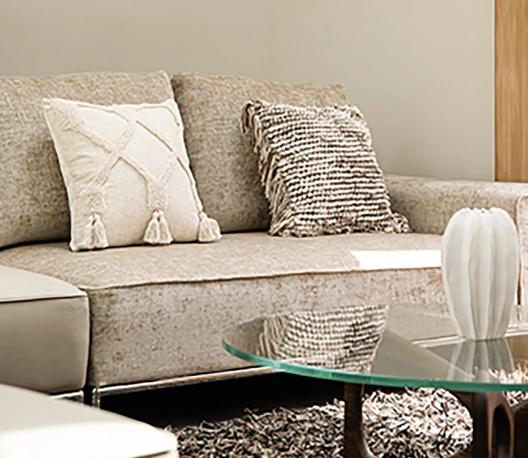 素材感の違いで魅せる